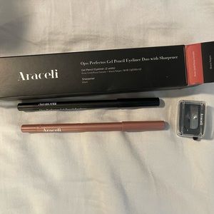 Araceli eyeliner duo